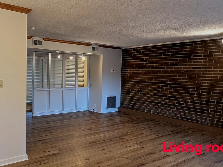 540 Berlin Dr — Photo 12