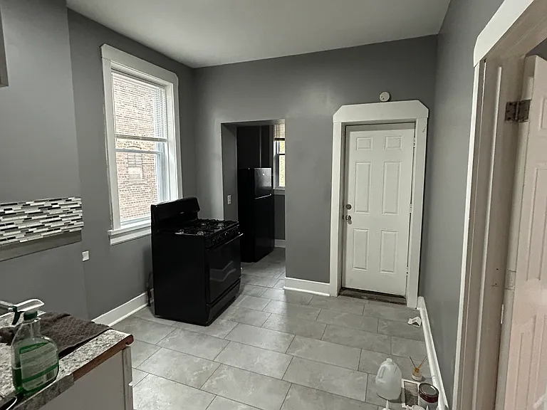 107 W 73rd St #1 — Photo 3