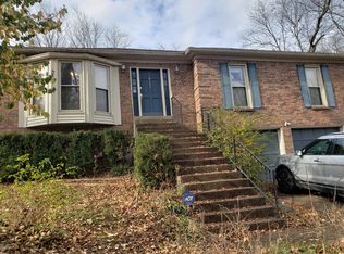 10103 Foxboro Dr, Louisville, KY 40223
