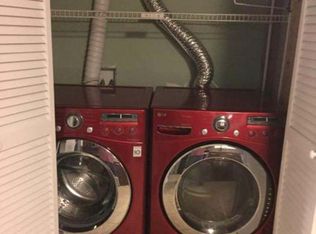 204 Fletcher Rd, Sterling, VA 20164