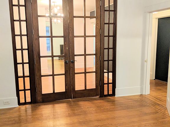 3rd image of 515 5th Ave SE #5588133