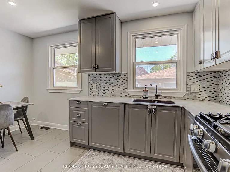 778 Tennyson Ave — Photo 14