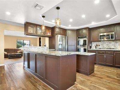 14080 Farmington St, Oak Hills, CA, 92344