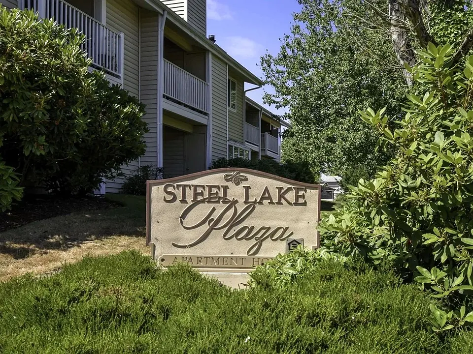 Steel Lake Plaza