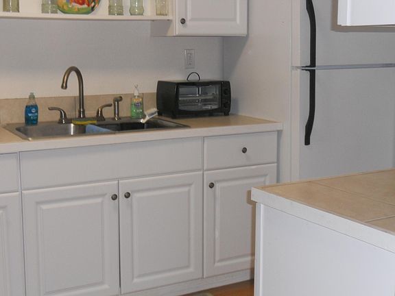 3rd image of 2006 Pennwood Dr #2