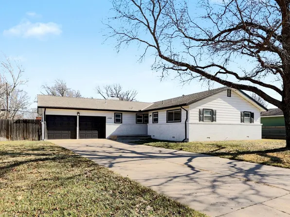 1020 N Brookfield St, Wichita, KS 67206