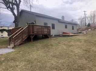 621 Lapham Mills Rd, Peru, NY 12972