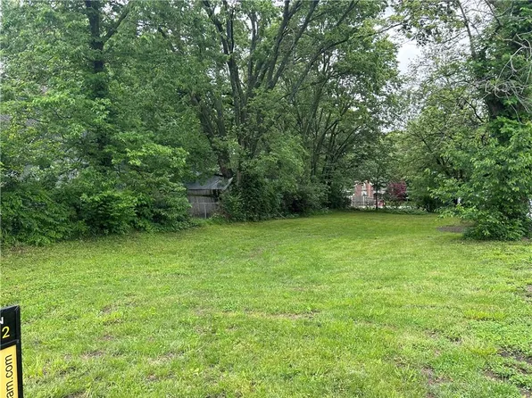 421 W Sea Ave, Independence, MO 64050
