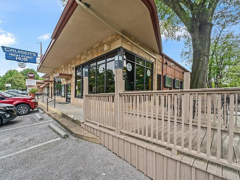 3784 Philwood Ave — Photo 37
