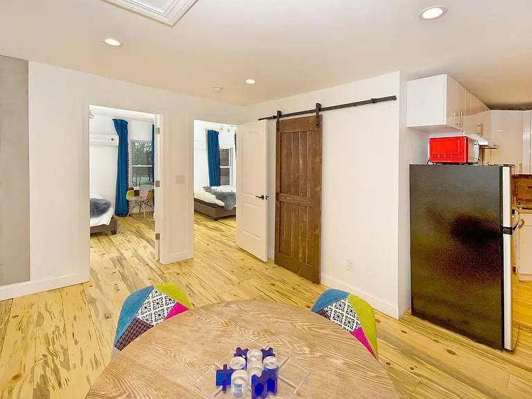 273 Dwight St — Photo 4