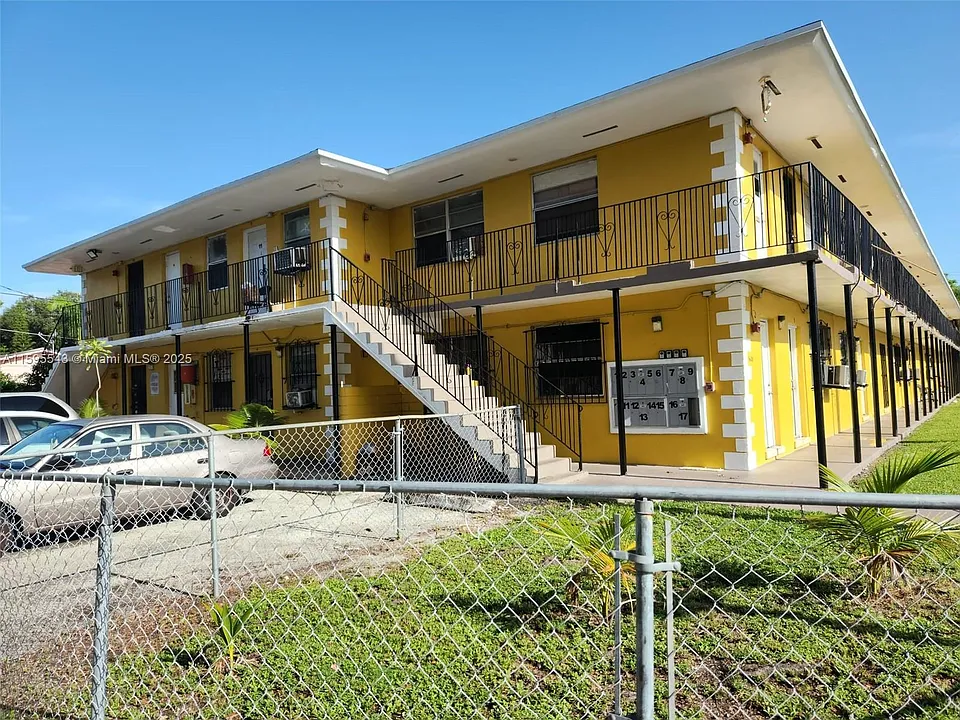 5600 NW 7th Ct #14