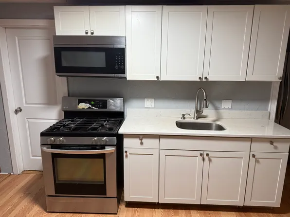 222 Essex St Floor 3, Lynn, MA 01902