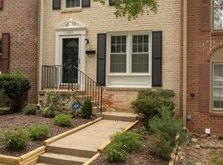 11909 Saint Johnsbury Ct, Reston, VA 20191
