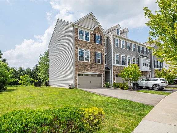 2nd image of 231 Eagle Dr