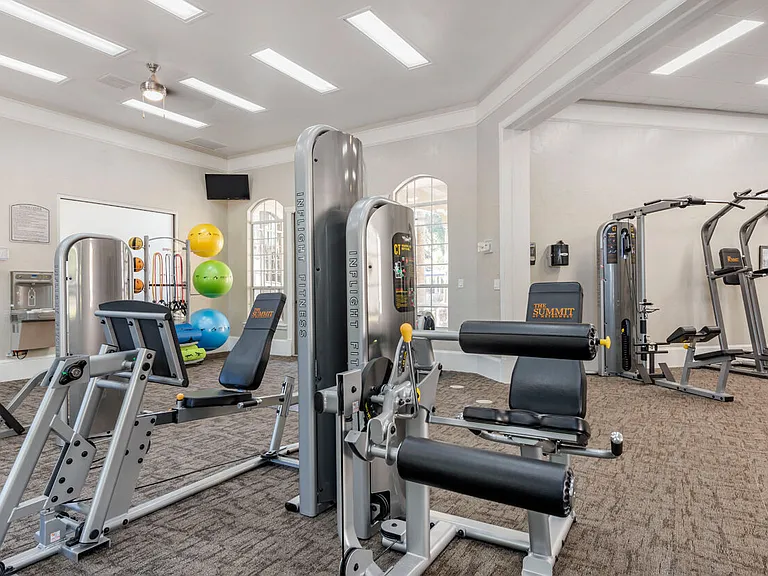The Summit at MetroWest — Photo 9