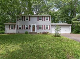 55 Garnet Ridge Dr, Tolland, CT 06084