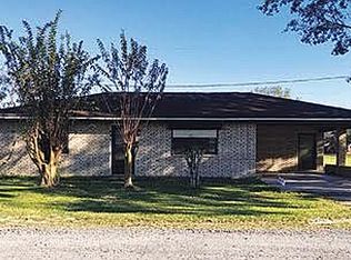 158 Champagne Ln, Raceland, LA 70394