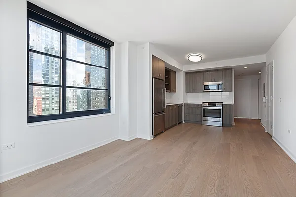 Rented by Greystar | media 20