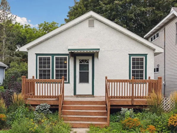 1055 20th Ave SE, Minneapolis, MN 55414