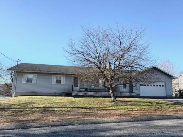 12 June Street, Sanford, ME 04073