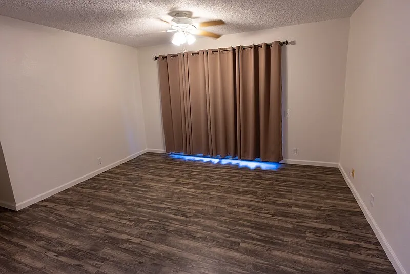 2 bed, 1.5 bath, 717 sqft, $2,700 — Photo 3