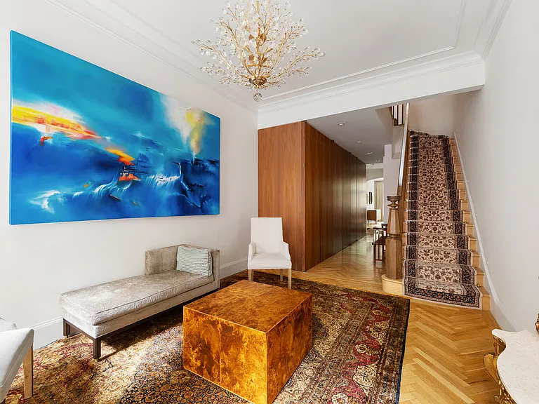 225 E 48th St #TOWNHOUSE — Photo 3