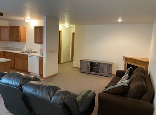 4580 Arrowhead Dr #25, Eau Claire, WI 54703