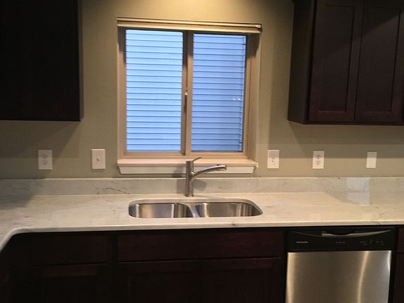 5th image of 3414 Harbours Blvd #1