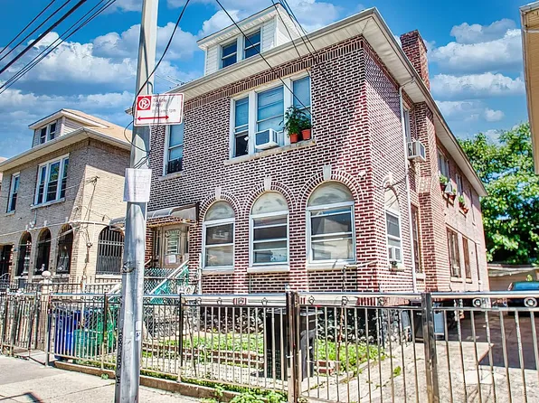 2540 Davidson Ave, Bronx, NY 10468