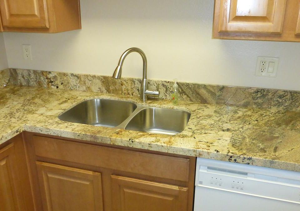 Kitchen Sink - Beautiful granite and stainless steel sink