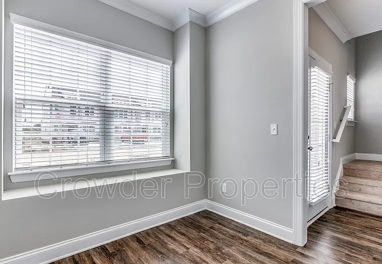 362 Halton Crossing Dr SW — Photo 7