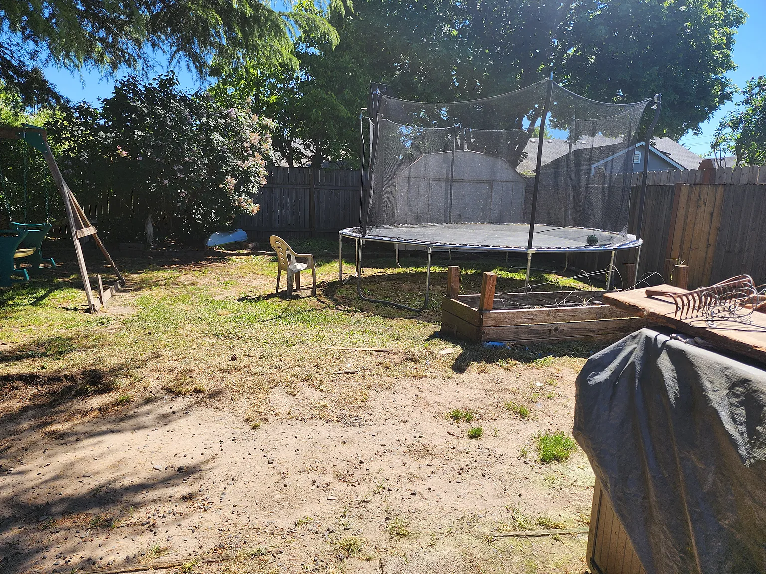 3 bed, 1012 sqft, $2,500 — Photo 4