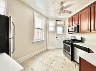 5645 N Wayne Ave #2N, Chicago, IL 60660