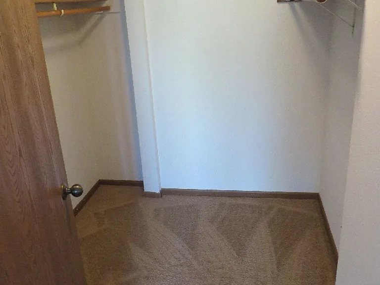 Orchard Village Apartments — Photo 175