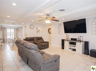 501 Cambridge St, Victoria, TX 77905