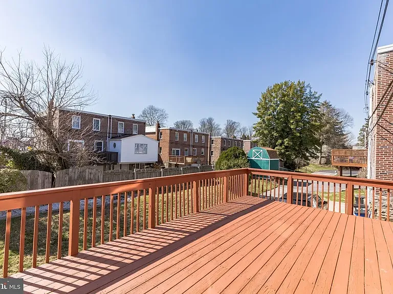 268 Childs Ave — Photo 14
