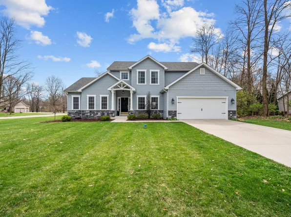 25573 Windsor Dr, Edwardsburg, MI 49112