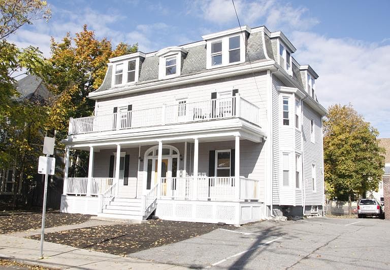 42 Gardner St West Roxbury, MA, 02132 Apartments for Rent Zillow