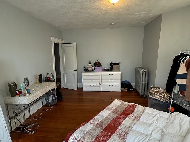 71 Foster St #2 — Photo 6