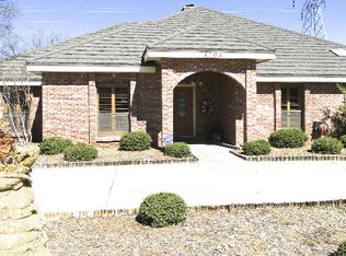 4704 Green Tree Blvd, Midland, TX 79707