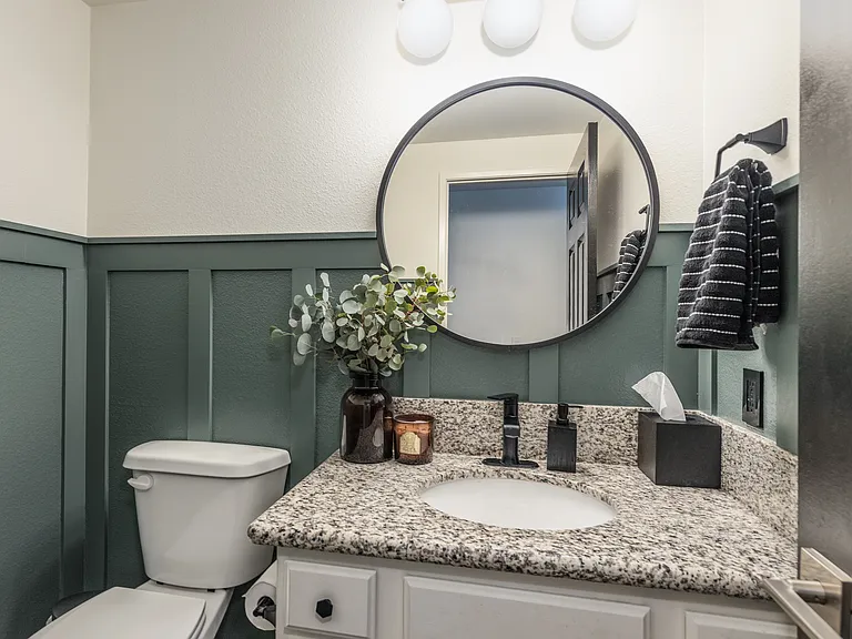 1605 Lisa Ln — Photo 14