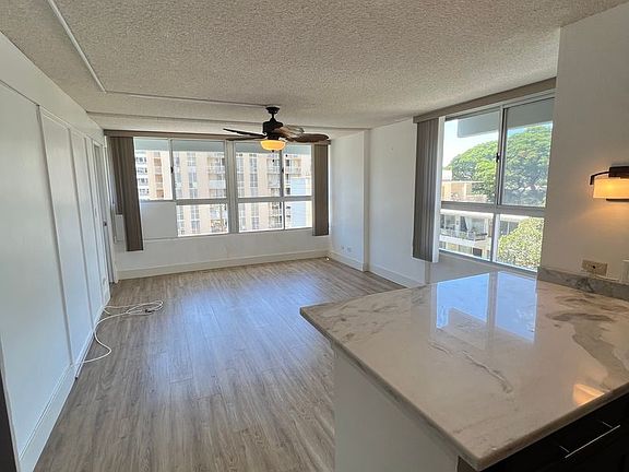 4th image of 1621 Dole St APT 401