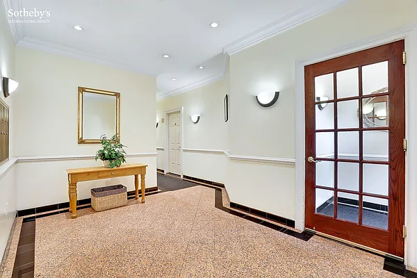 Rented by Sotheby's International Realty | media 6