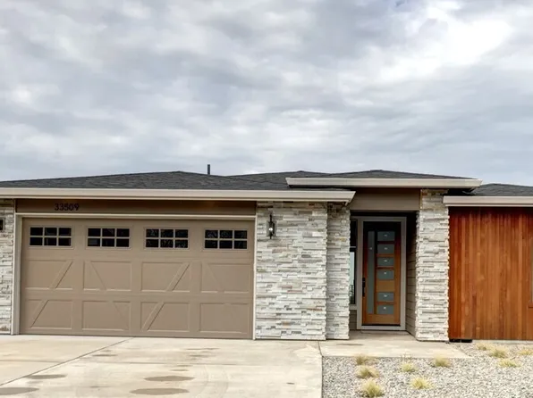 33509 J Place NW, Ocean Park, WA 98640