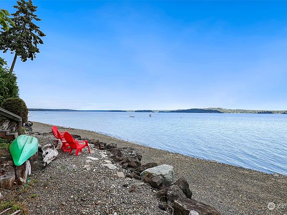 2nd image of 4805 157th Avenue NW