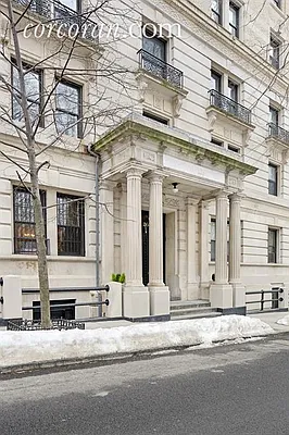 Sold by Corcoran | media 27