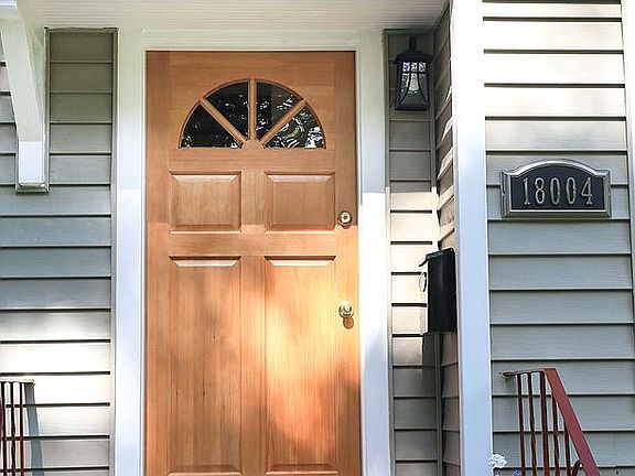 Customized solid wood door