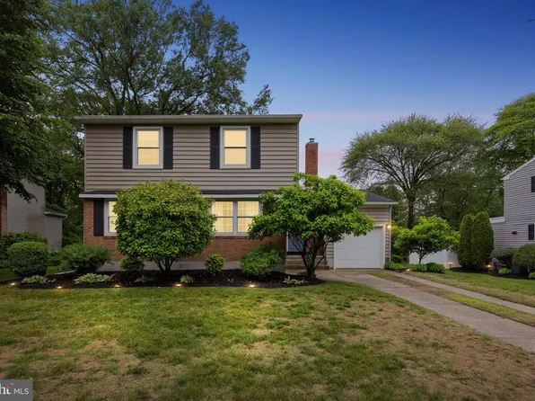 1313 Columbia Ave, Cinnaminson, NJ 08077