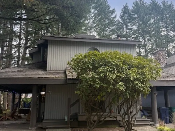 4612 170th Place NE #11, Redmond, WA 98052