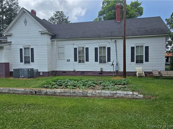 203 E Jackson St, Fairmont, NC 28340